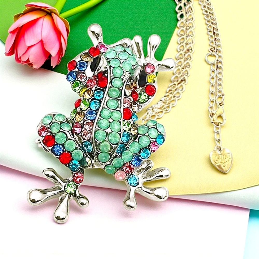 Silver plated multicolor crystal frog necklace/brooch with gold chain